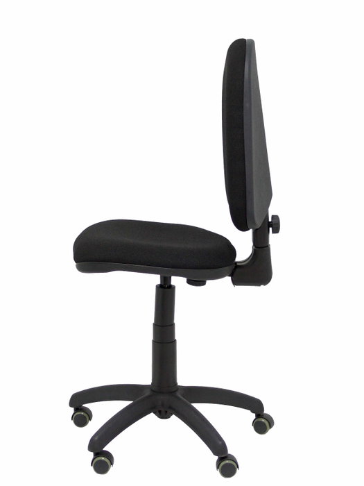 PIQUERAS Y CRESPO Silla de oficina Aýna con mecanismo de contacto permanente, tela negra y ruedas de parqué PIQUERAS Y CRESPO Silla de oficina Aýna con mecanismo de contacto permanente, tela negra y ruedas de parqué