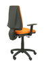 Silla de oficina Elche con mecanismo Contacto permanente básico tapizada con Tela color Naranja. Equipada con Base poliamida negra, Brazos 1D y Ruedas de nailon 50 mm