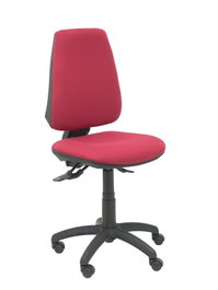 Silla de oficina Elche con mecanismo Asincro tapizada con Tela color Granate. Equipada con Base poliamida negra, Sin brazos y Ruedas de nailon 50 mm