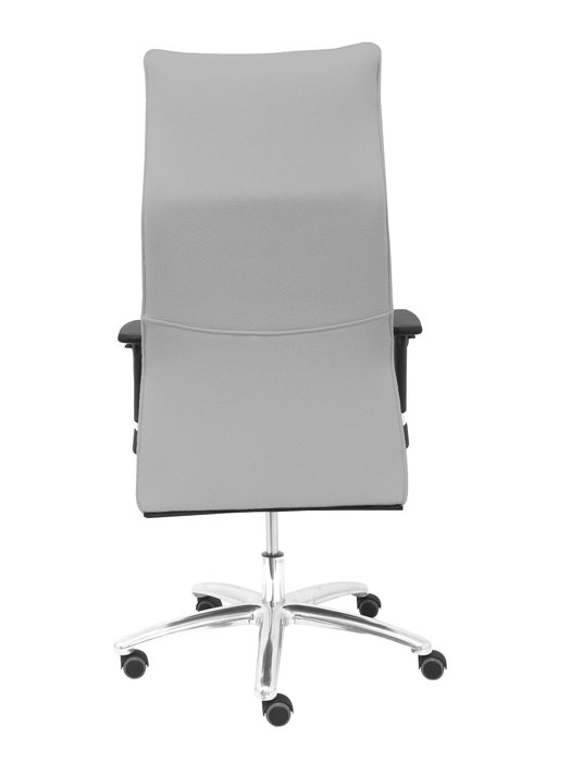 Sillón Albacete con mecanismo Sincro tapizada con Tela color Gris claro. Equipado con Base aluminio, Brazos 1D y Ruedas de parqué