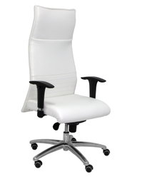 Sillón Albacete con mecanismo Sincro tapizada con Similpiel color Blanco. Equipado con Base aluminio, Brazos 1D y Ruedas de parqué