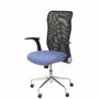 PIQUERAS Y CRESPO Silla Minaya con brazos abatibles, respaldo de malla negro y asiento azul claro