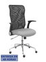 PIQUERAS Y CRESPO Silla Minaya con brazos abatibles, respaldo de malla negro y asiento gris