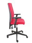 Silla de oficina I-Line con mecanismo Contacto permanente de doble maneta tapizada con Tela color Negro. Equipada con Base poliamida negra, Brazos 1D y Ruedas autofrenantes
