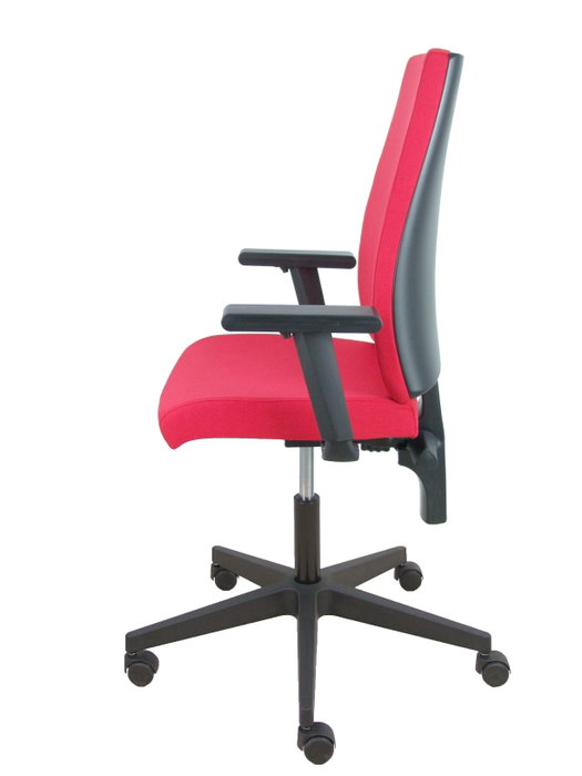 Silla de oficina I-Line con mecanismo Contacto permanente de doble maneta tapizada con Tela color Negro. Equipada con Base poliamida negra, Brazos 1D y Ruedas autofrenantes Silla de oficina I-Line con mecanismo Contacto permanente de doble maneta tapizada con Tela color Negro. Equipada con Base poliamida negra, Brazos 1D y Ruedas autofrenantes
