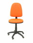 Silla de oficina Aýna con mecanismo Contacto permanente básico tapizada con Similpiel color Naranja. Equipada con Base poliamida negra, Sin brazos y Ruedas de parqué