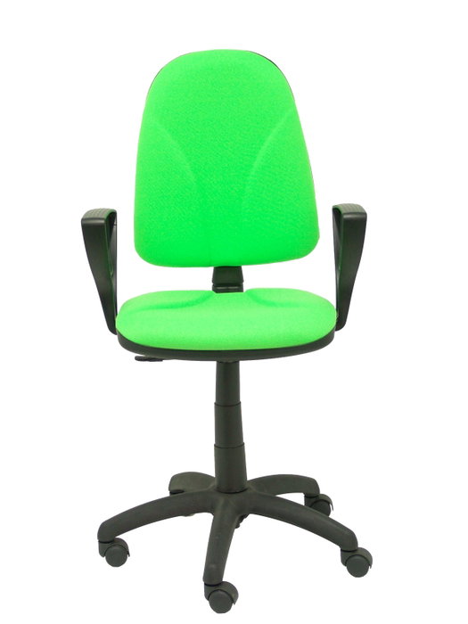 Silla de oficina Algarra con mecanismo Contacto permanente básico tapizada con Tela color Pistacho. Equipada con Base poliamida negra, Brazos fijos y Ruedas de nailon 50 mm