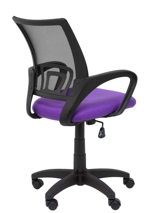 Silla de oficina Vianos con mecanismo Basculante tapizada con Tela color Lila y malla color Negro. Equipada con lumbar Fijo, Brazos fijos y Ruedas de nailon 50 mm Silla de oficina Vianos con mecanismo Basculante tapizada con Tela color Lila y malla color Negro. Equipada con lumbar Fijo, Brazos fijos y Ruedas de nailon 50 mm