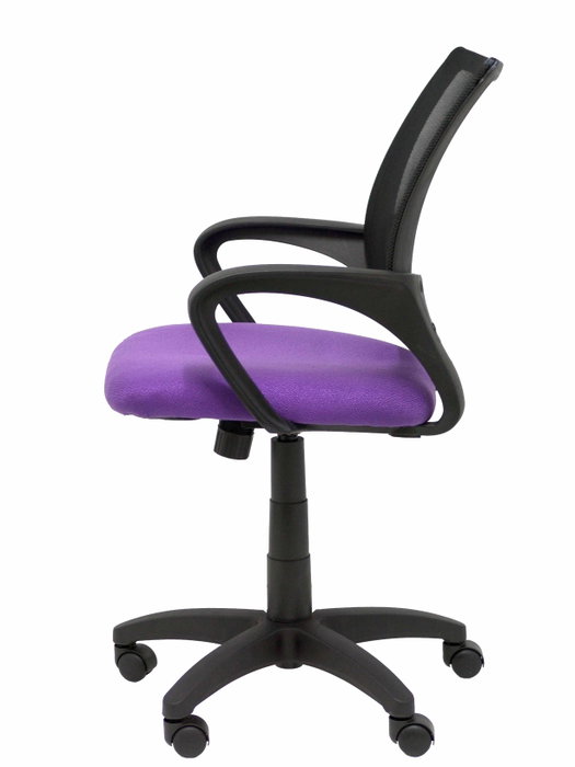 Silla de oficina Vianos con mecanismo Basculante tapizada con Tela color Lila y malla color Negro. Equipada con lumbar Fijo, Brazos fijos y Ruedas de nailon 50 mm Silla de oficina Vianos con mecanismo Basculante tapizada con Tela color Lila y malla color Negro. Equipada con lumbar Fijo, Brazos fijos y Ruedas de nailon 50 mm