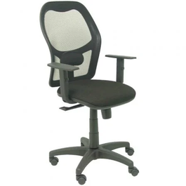 Silla de oficina Alocén con mecanismo Sincro tapizada con Tela color Negro. Equipada con lumbar 1D, Brazos 1D y Ruedas de nailon 50 mm