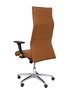 Sillón Albacete con mecanismo Sincro tapizada con Piel color Marrón. Equipado con Base aluminio, Brazos 1D y Ruedas de parqué
