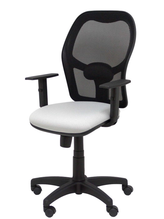 PIQUERAS Y CRESPO Silla Alocén con respaldo de malla negra y asiento Bali gris claro