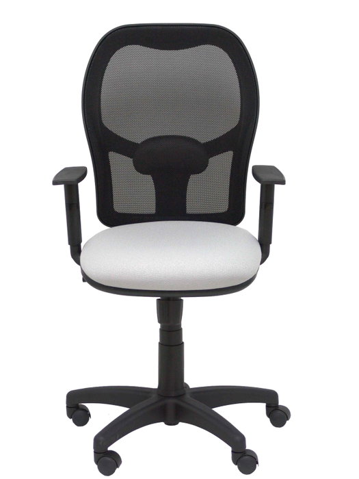 Silla de oficina Alocén con mecanismo Sincro tapizada con Tela color Gris claro y malla color Negro. Equipada con lumbar 1D, Brazos 1D y Ruedas de nailon 50 mm