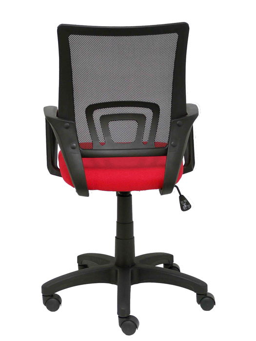 Silla Piqueras Y Crespo Vianos Brazos Fijos Mecanismo Basculante Con Regulador De Presion Elevacion Del Asiento En Altura Ruedas Nylon Respaldo Malla Transpirable Negra Y Tapizado Bali Rojo