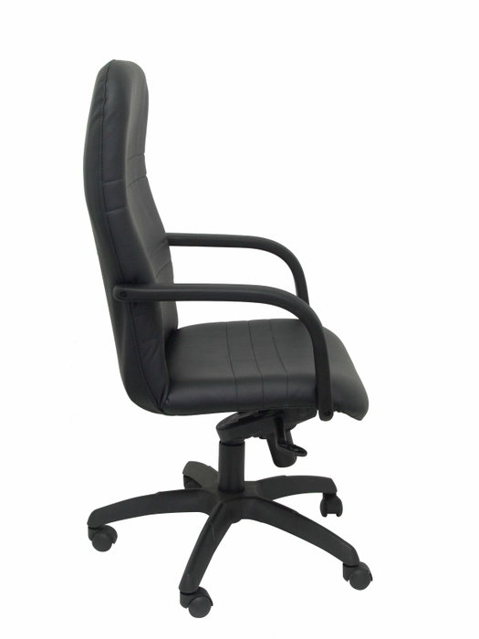 Sillón Letur con mecanismo Basculante avanzado tapizada con Tela color Negro. Equipado con Base poliamida negra, Brazos fijos y Ruedas de nailon 50 mm