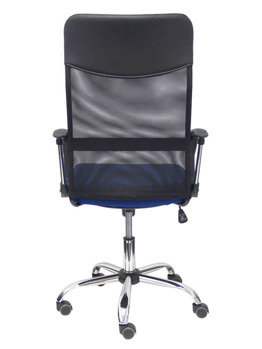 Silla de oficina Gontar con mecanismo Basculante tapizada con Tela color Azul y malla color Negro. Equipada con Base cromada, Brazos fijos y Ruedas de parqué