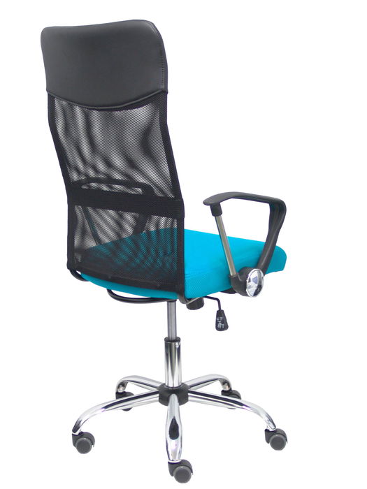 Silla de oficina Gontar con mecanismo Basculante tapizada con Tela color Turquesa y malla color Negro. Equipada con Base cromada, Brazos fijos y Ruedas de parqué