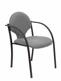 PIQUERAS Y CRESPO Silla Hellín tapizada en tela gris con brazos fijos