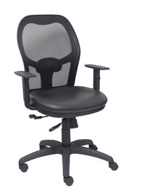 Silla de oficina Jorquera con mecanismo Sincro/Traslack tapizada con Similpiel color Negro. Equipada con lumbar 1D, Brazos 1D y Ruedas de nailon 50 mm