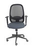 Silla de oficina Cilanco con mecanismo Sincro tapizada con Tela color Gris oscuro y malla color Negro. Equipada con lumbar 1D, Brazos 1D y Ruedas de parqué