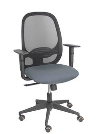 Silla de oficina Cilanco con mecanismo Sincro tapizada con Tela color Gris oscuro y malla color Negro. Equipada con lumbar 1D, Brazos 1D y Ruedas de parqué