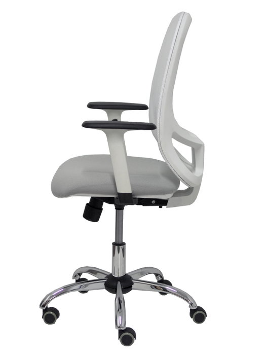 Silla de oficina Cilanco con mecanismo Sincro tapizada con Tela color Gris claro y malla color Blanco. Equipada con lumbar 1D, Brazos 1D y Ruedas de parqué