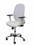 Silla de oficina Cilanco con mecanismo Sincro tapizada con Similpiel color Blanco. Equipada con lumbar 1D, Brazos 1D y Ruedas de parqué