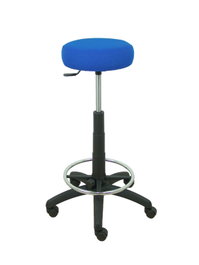 Taburete Tolosa con mecanismo Giratorio tapizada con Tela color No aplica y malla color Azul. Equipado con Base poliamida negra, Sin brazos y Ruedas de nailon 50 mm