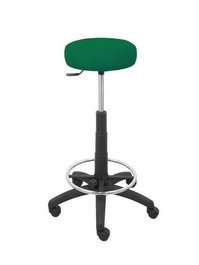 Taburete Tolosa con mecanismo Giratorio tapizada con Tela color No aplica y malla color Verde botella. Equipado con Base poliamida negra, Sin brazos y Ruedas de nailon 50 mm
