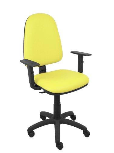 Silla de oficina Aýna con mecanismo Contacto permanente básico tapizada con Similpiel color Amarillo. Equipada con Base poliamida negra, Brazos 1D y Ruedas de nailon 50 mm Silla de oficina Aýna con mecanismo Contacto permanente básico tapizada con Similpiel color Amarillo. Equipada con Base poliamida negra, Brazos 1D y Ruedas de nailon 50 mm