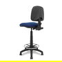 Taburete Isso con mecanismo Contacto permanente básico tapizada con Tela color Azul marino. Equipado con Base poliamida negra, Sin brazos y Ruedas de nailon 50 mm
