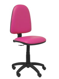 Silla de oficina Aýna con mecanismo Contacto permanente básico tapizada con Similpiel color Rosa. Equipada con Base poliamida negra, Sin brazos y Ruedas de nailon 50 mm