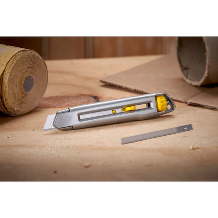 Stanley Cutter Interlock 18 mm