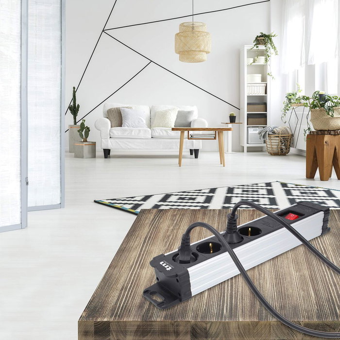 Regleta Enchufes 4 Tomas con interruptor TM Electron TMUAD404