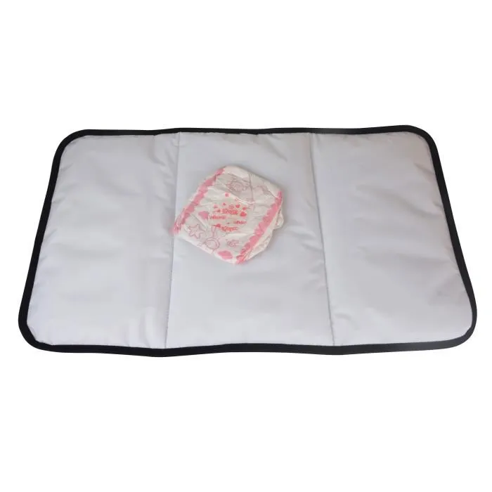 Bebé a bordo - bolsa para cambiar pañales - bolsa urbana clásica negra - 2 compartimentos con gran apertura con cremallera - 7 bolsillos - bolsa para almuerzo - tapete