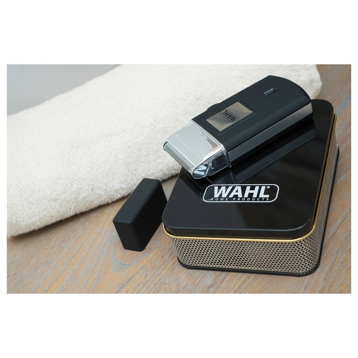 Wahl Travel Shaver 03615-1016 Negro y Plata