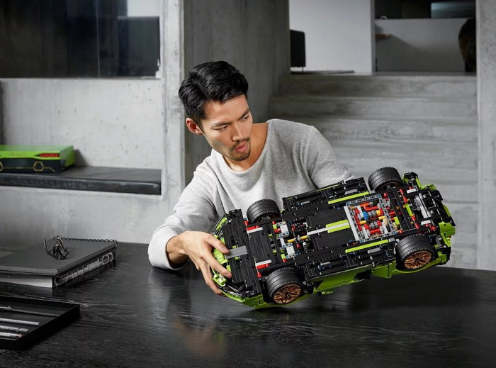 LEGO Technic Lamborghini Sián FKP 18+ Modelo de Construcción Coleccionable 42115