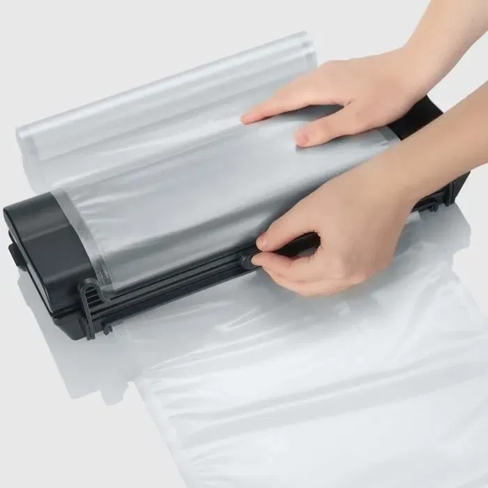 Severin FS3610 Bolsa de Refresco Compacta - Aspirado y Sellado Automáticos - Mantiene Alimentos Frescos 8 Veces Más