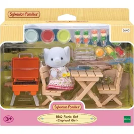Sylvanian Families Niña Elefante y Juego de Picnic con 22 Accesorios para 4 Invitados