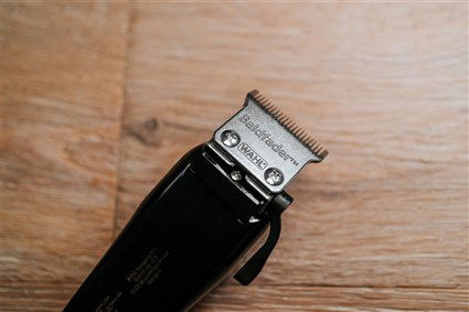 Wahl 20107-0460 Cortapelos Profesional con Cuchillas de Carbono Autoafilables, Precisión de 1.5-13 mm, Palanca de Ajuste y Motor de Vibración Potente Wahl 20107-0460 Cortapelos Profesional con Cuchillas de Carbono Autoafilables, Precisión de 1.5-13 mm, Palanca de Ajuste y Motor de Vibración Potente