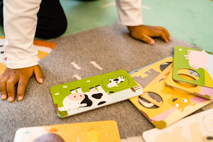 Nathan La Petite Ecole Juego de asociación Mamás y Bebés A partir de 3 años