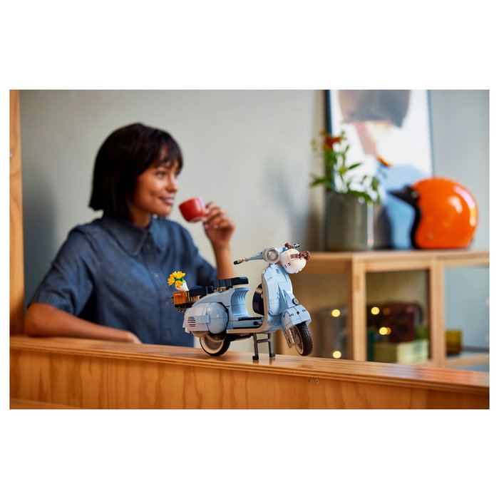 LEGO ICONS Vespa 125 Set de Construcción Creator Expert 10298, Modelo para Adultos, 1107 Piezas