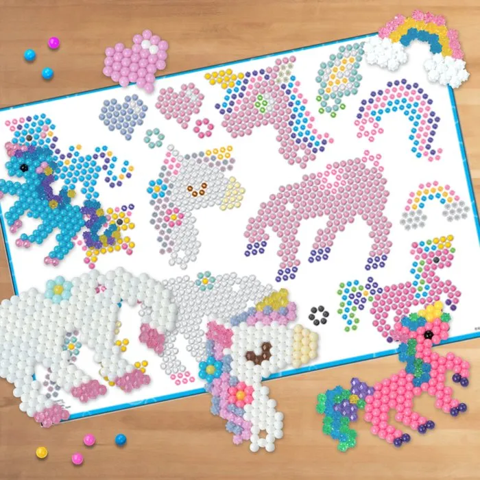 Aquabeads Set de Manualidades Hadas Unicornios con 1500 Perlas para Niños a Partir de 4 Años Aquabeads Set de Manualidades Hadas Unicornios con 1500 Perlas para Niños a Partir de 4 Años