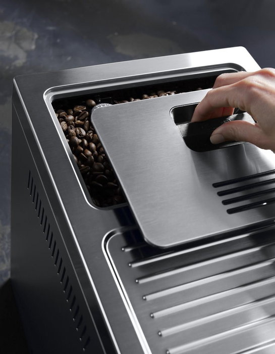 De'Longhi PrimaDonna Elite ECAM650.55.MS con LatteCrema