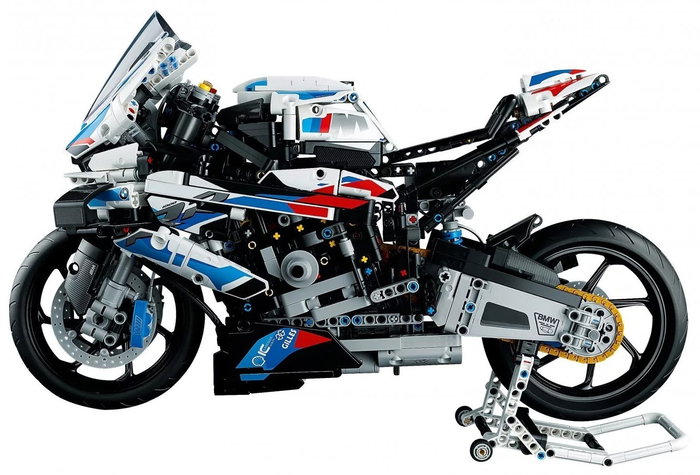 LEGO Technic BMW M 1000 RR 42130 LEGO Technic BMW M 1000 RR 42130