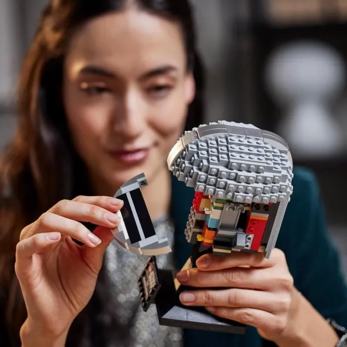 Lego Star Wars 75328 The Mandalorian Helmet Kit de modelo coleccionable para adultos