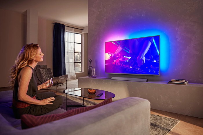 Philips TAB8505/10 Barra de Sonido 2.1 Canales 200 W con Subwoofer Inalámbrico Plata