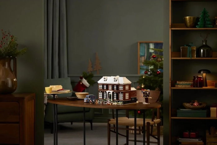 LEGO Ideas Home Alone 21330 LEGO Ideas Home Alone 21330