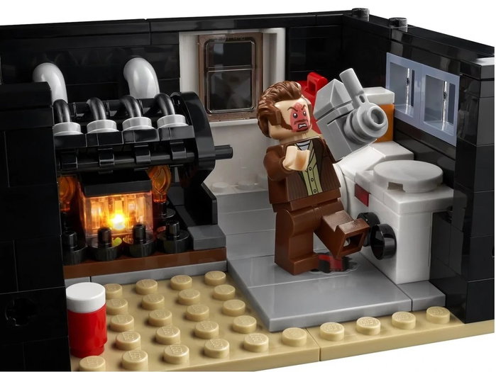 LEGO Ideas Home Alone 21330 LEGO Ideas Home Alone 21330