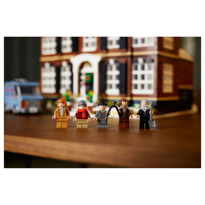 LEGO Ideas Home Alone 21330 LEGO Ideas Home Alone 21330